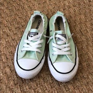 Converse shoreline tennis shoes